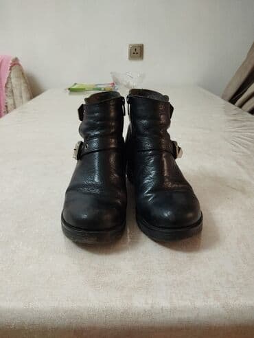 alt paltarı qadın: Batinka 38 razmer temiz deri alinib 110 azn ela veziyetde — 4