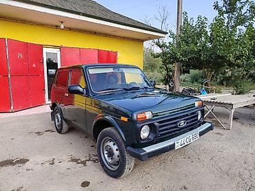 VAZ (LADA) 4x4 Niva: 1.7 l | 2013 il 350000 km Ofrouder/SUV