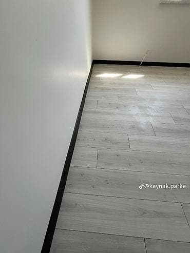 qapi taxta: Laminat ustasi. laqa dikt piltus vurulması - Material: laminat — 2