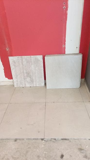 mazaika kafel: 60*60 metlax. 100 kv dı. usden cıxma. 1 ededi 1 manat — 2