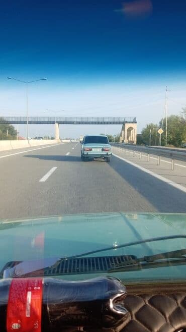 vaz 2107 pnevma: VAZ 2107, klassik sedan - Korpus: 4 qapılı sedan, kvadrat arxa — 1