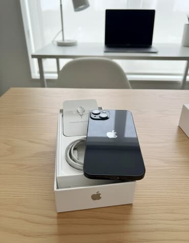 mikro nausnik: IPhone 13, 128 GB, Midnight, Face ID — 1