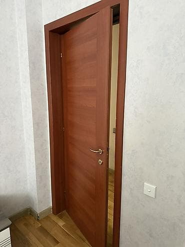 qapi alan: Məhsul: Daxili otaq qapısı (çərçivə və fittingslə) Hündürlük 2.10 En — 2