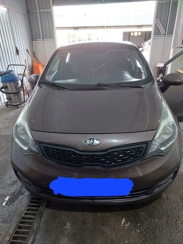 turbo az hyundai i30 dizel: Kia Rio: 1.4 l | 2013 il Krossover — 1