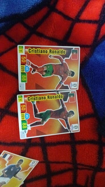 imzalı futbol topu: Emre Mor futbol kartları kolleksiyası. Bu kartlar müxtəlif klublarda — 26