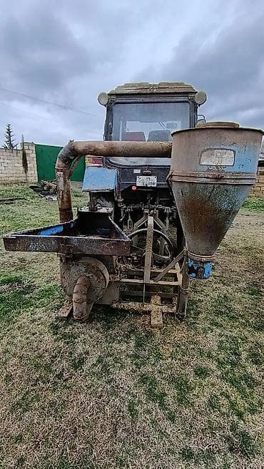 ucuz maşlar: Mavi rəngli kənd təsərrüfatı traktoru - Kabinli, geniş görünüşlü — 10