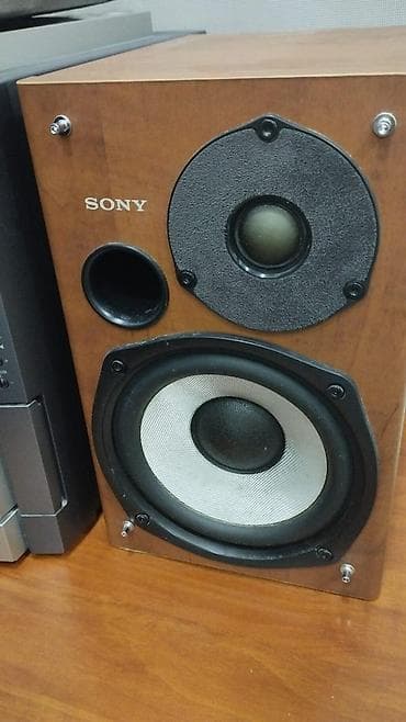musiqi sentir: Sony mini Hi-Fi stereo sistemi – kompakt, lakin güclü ev audio həlli — 2