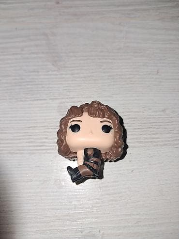 Fiqur, Plastik, rəng - Qəhvəyi