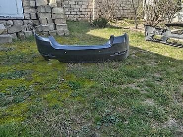 Arxa bamper – sedan tipli avtomobil üçün - Rəng: tünd boz (metallik) -