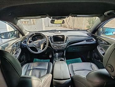 Chevrolet Malibu – ağ rəngli sedandan axtaranlar üçün rahat və geniş — 9