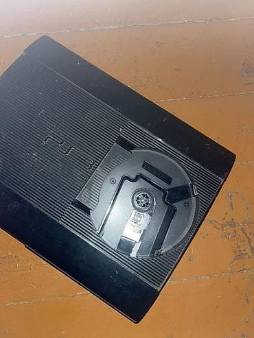 Digər oyun və konsollar: Sony PlayStation 3 Super Slim (PS3) oyun konsolu - Model: PS3 Super — 2