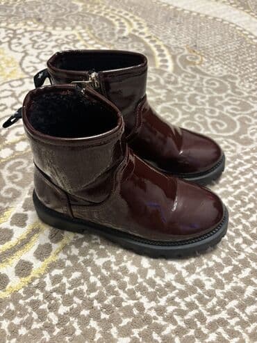 Manejlər: Çəkmələr, Qız üçün, 31 — 2