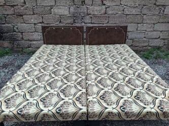 Şlanqlar: Təzə çarpayılar. 1 nəfərlik çarpayılar 60manat. 2 nəfərlik taxt — 24