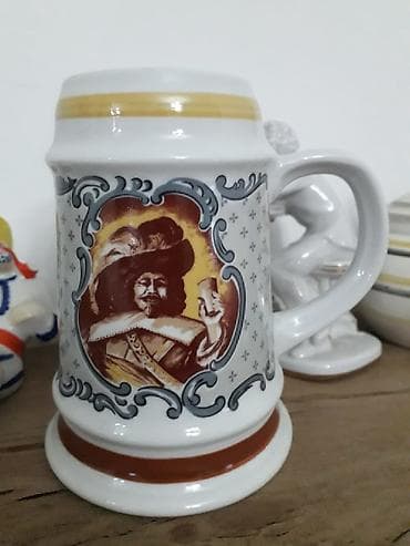 ГДР прошлого века.Фарфор.Состояние новое.Кружка-бокал