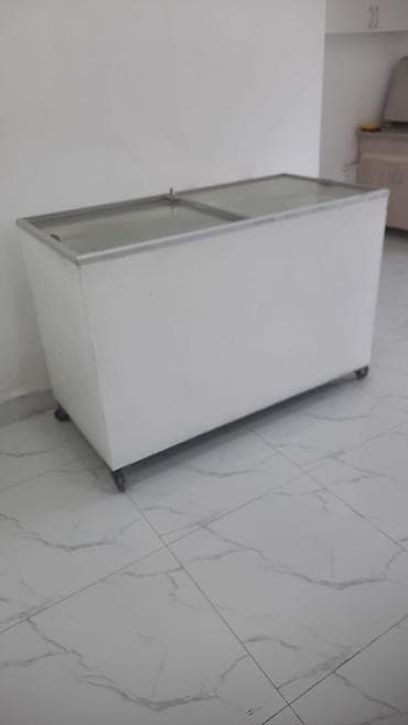 Ticarət üçün şüşə sürgülü qapaqlı dondurucu vitrin (süpürgə tipli) -