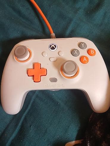 iphone 13 telefon: Xbox one s hec bir problemi yoxdur ps4 ile barter var oyunlu — 2
