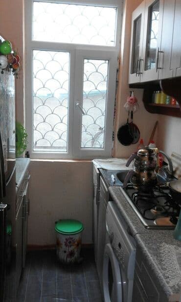 28 may qəsəbəsi: Binəqədi qəs. 2 otaqlı, 62 kv. m, Kredit yoxdur, Orta təmir — 3
