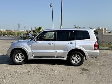salon niva: Mitsubishi Pajero: 3 л | 2005 г. 336000 км Внедорожник — 3