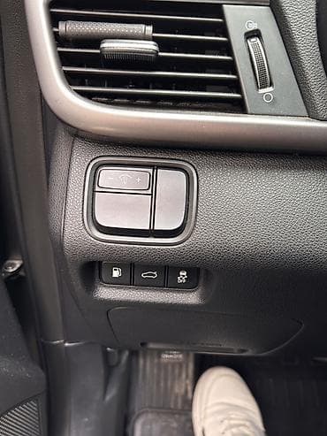 avtomatikdir: Kia Optima: 1.6 l | 2016 il Sedan — 7