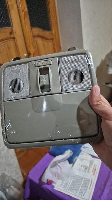 bmw x5 sukan: Avtomobil salonu üçün tavan konsolu/üst işıqlandırma bloku - Rəng — 1