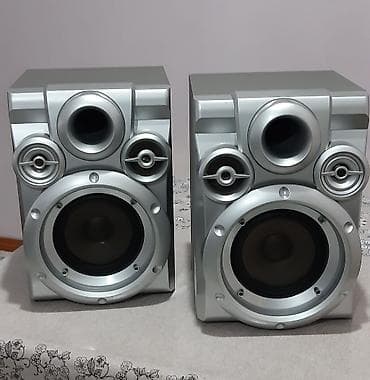 Musiqi mərkəzi,dinamiklər.Kolonkalar JVC
