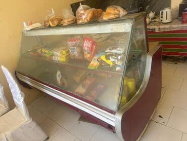 Gözəllik və estetika avadanlığı: Kod 2425 Vitrin soyuducu işləkdi tecili satılır qiymət 170 azn . Unv — 1