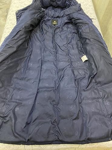 dini geyim: Qadın kurtkası. Tünd goy reng. üst material çox keyfiyyetlidir parlaq — 2
