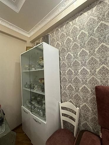 serf qapi: Ağ rəngdə müasir qonaq otağı dəsti - TV stendi: geniş üst səth — 2