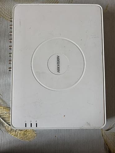 Foto və videokameralar: Hikvision 16-kanallı DVR (Video Müşahidə Qeydiyyatçı) - Model — 1