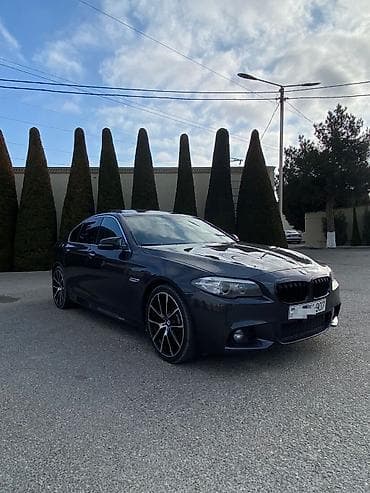 BMW 5 series: 2 l | 2013 il Sedan