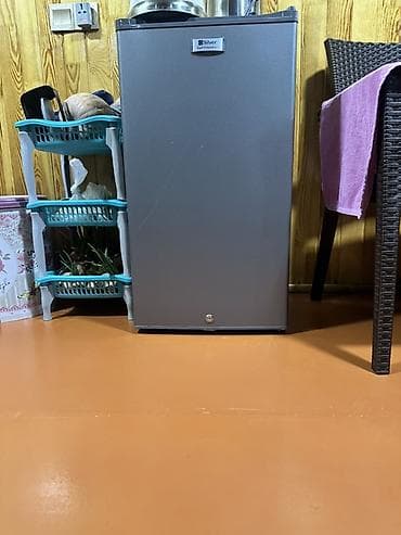 Mini Soyuducu Satılır, rəng - Boz