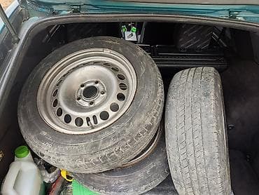 4 ədəd polad diskli təkər dəsti
195/65/15(endirim olacaq) lalafo.az -da 4 ədəd polad diskli təkər dəsti
195/65/15(endirim olacaq)