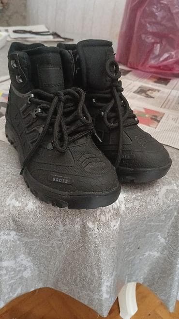 Qara rəngli outdoor uşaq/tinərc hiking botları8 - Model: orta boğaz