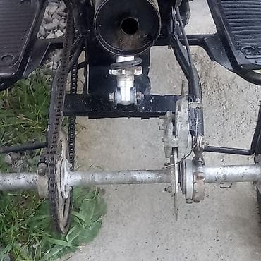 met: Mini ATV kross kvadrosikl - Rəng: qara, kompakt korpus - Mühərrik — 4