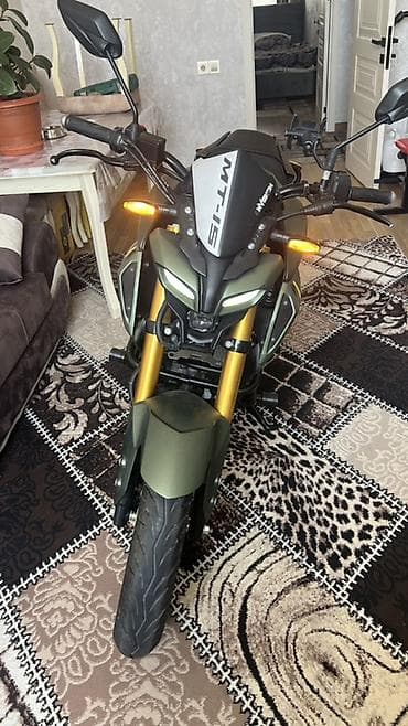 Yamaha mt-15 2025-ci il Binada yaşadığım və qarajım olmadığı üçün — 9