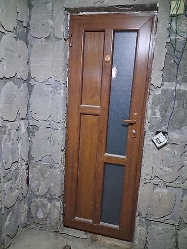 Plastik qapı əla vəziyyətdədir.təmirlə əlaqədar çıxarılıb yenisi ilə — 2