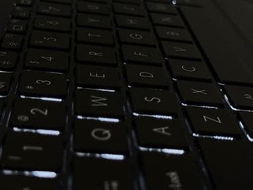 Noutbuk "Asus Vivobook F1704V" Şəhər: Bakı Marka: Asus Çatdırılma?