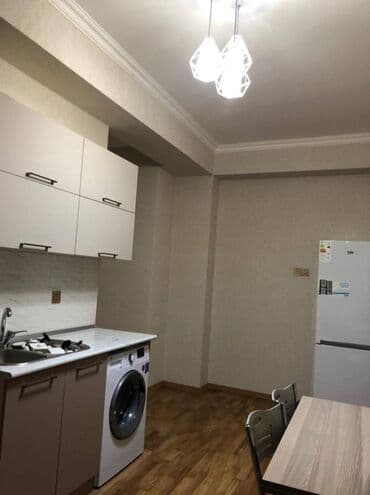 9 mkr 3 otaqli evler: Azadliq metrosunun yaxınlığında kristal abseronda 16 mertebeli binanın — 16