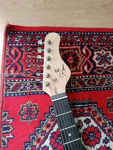 gitara qabi: Elektron gitara — 4