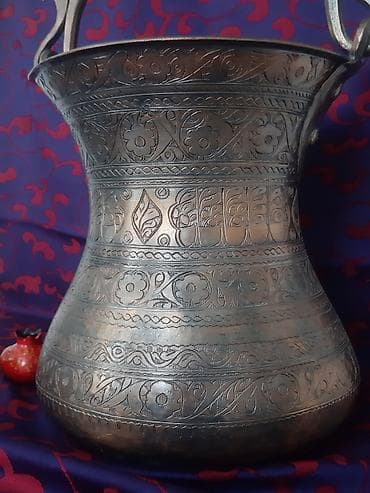 Qedimi mis satil. 400 man.
Antik. 
Əntiq
Gedimi
Qədimi — 3