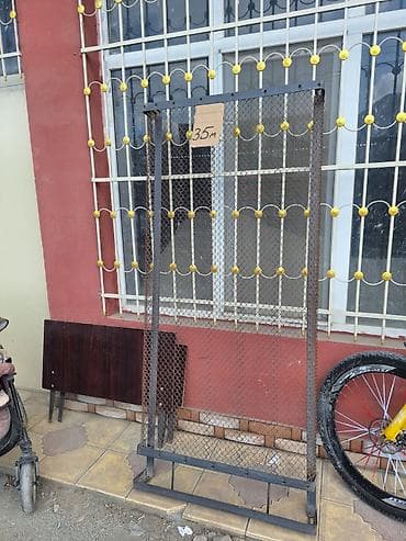 Restoran, kafe avadanlığı: Metaldan hazırlanmış tor şəbəkəli stend/şikayət lövhəsi karkası - — 2