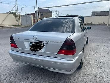 kompressor mercedes: Mercedes-Benz C 230: 2.3 l | 2000 il Sedan — 3