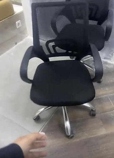 Ofis dolabları: Təkərli, Qolları tənzimlənmir, Parça — 1