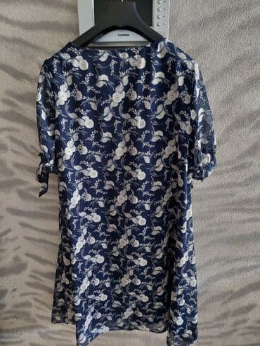 ad gunu paltarlari: Платье в хорошем состоянии
Az geyinilib.Yaxşı vəziyyətdədi — 2