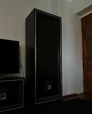 Qara rəngdə dəst mebel – klassik-modern üslubda, gümüşü naxışlı — 1