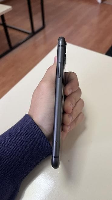 IPhone 11, 128 GB, Qara, Face ID — 5