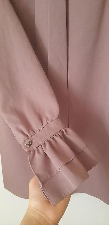 donlar gundelik: Zərif bozumtul-çəhrayı rəngdə qadın paltar/kombin tuniği. - Model — 3