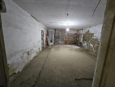 gencede bina evleri satilir: Obyekt satılır 129 kv. Qiyməti razılaşma yolu ilə. Köhnə yevlax — 5