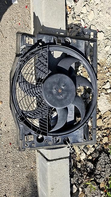 E46 usdunen cixma kansanerin peri orjinaldi ideal vezyetdedir olxanada lalafo.az -da E46 usdunen cixma kansanerin peri orjinaldi ideal vezyetdedir olxanada