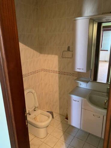 xacmazda tecili satilan evler: 5 otaqlı, Yeni tikili, m. Elmlər Akademiyası, 224 kv. m — 15